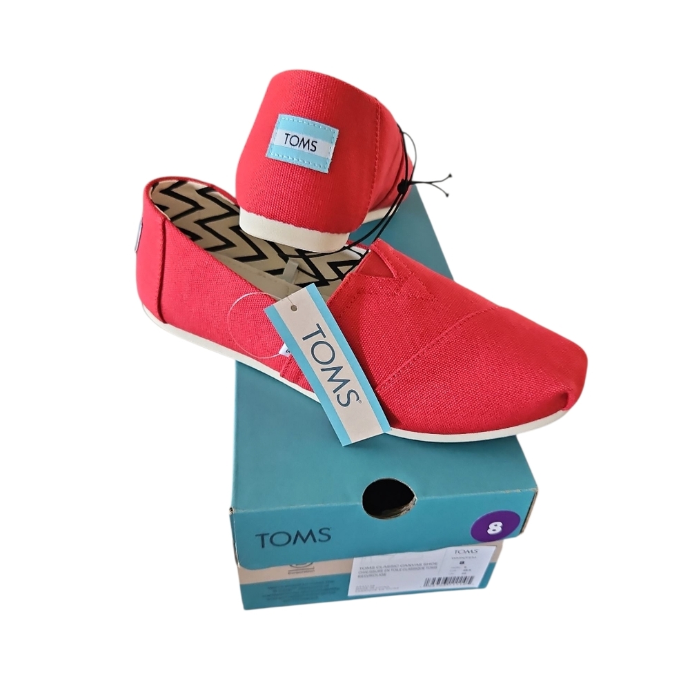 TOMS Size 8 Vibrant Red Canvas Slip-On Women's Shoes NEW